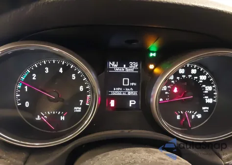 2011 Jeep Grand Cherokee Laredo from USA, damaged, VIN 1J4RR4GG2BC576515